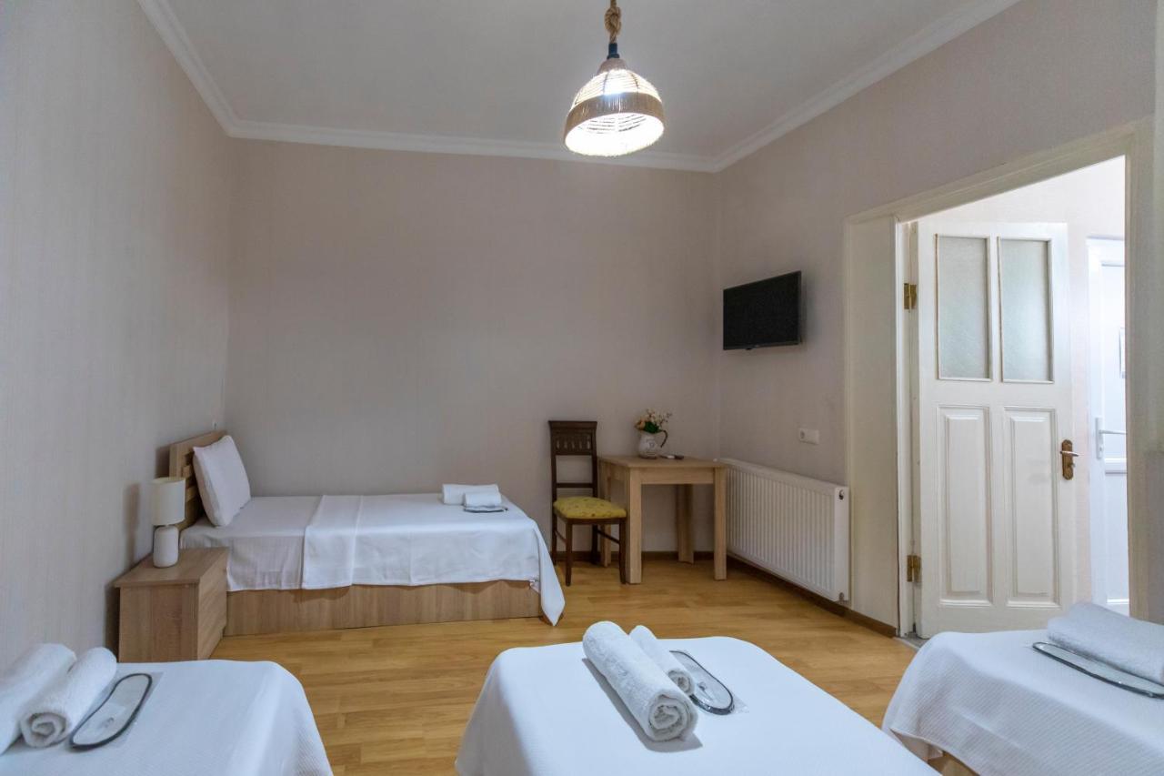 Hotel Royal House Gori Esterno foto